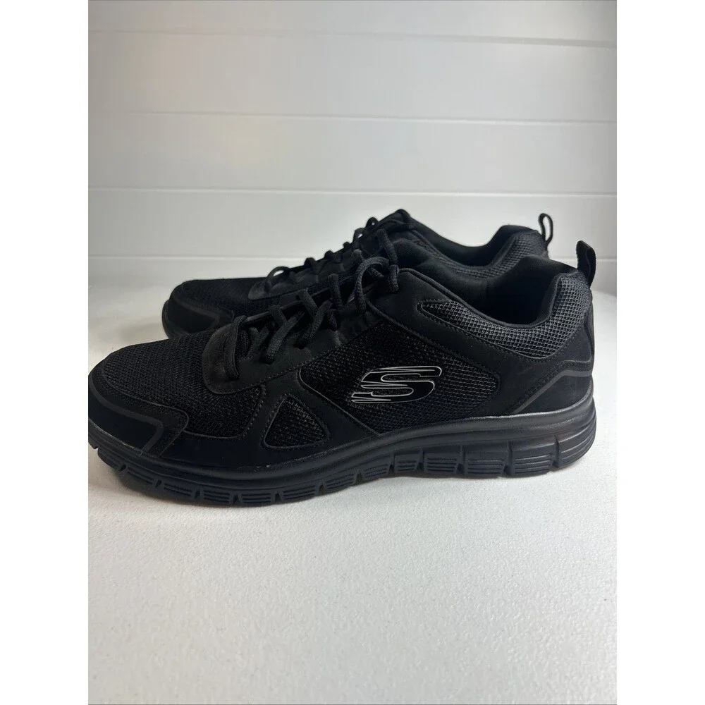 Skechers Men’s Sneakers Size 12 Wide Black MemoryFoam Black Lace Up Light